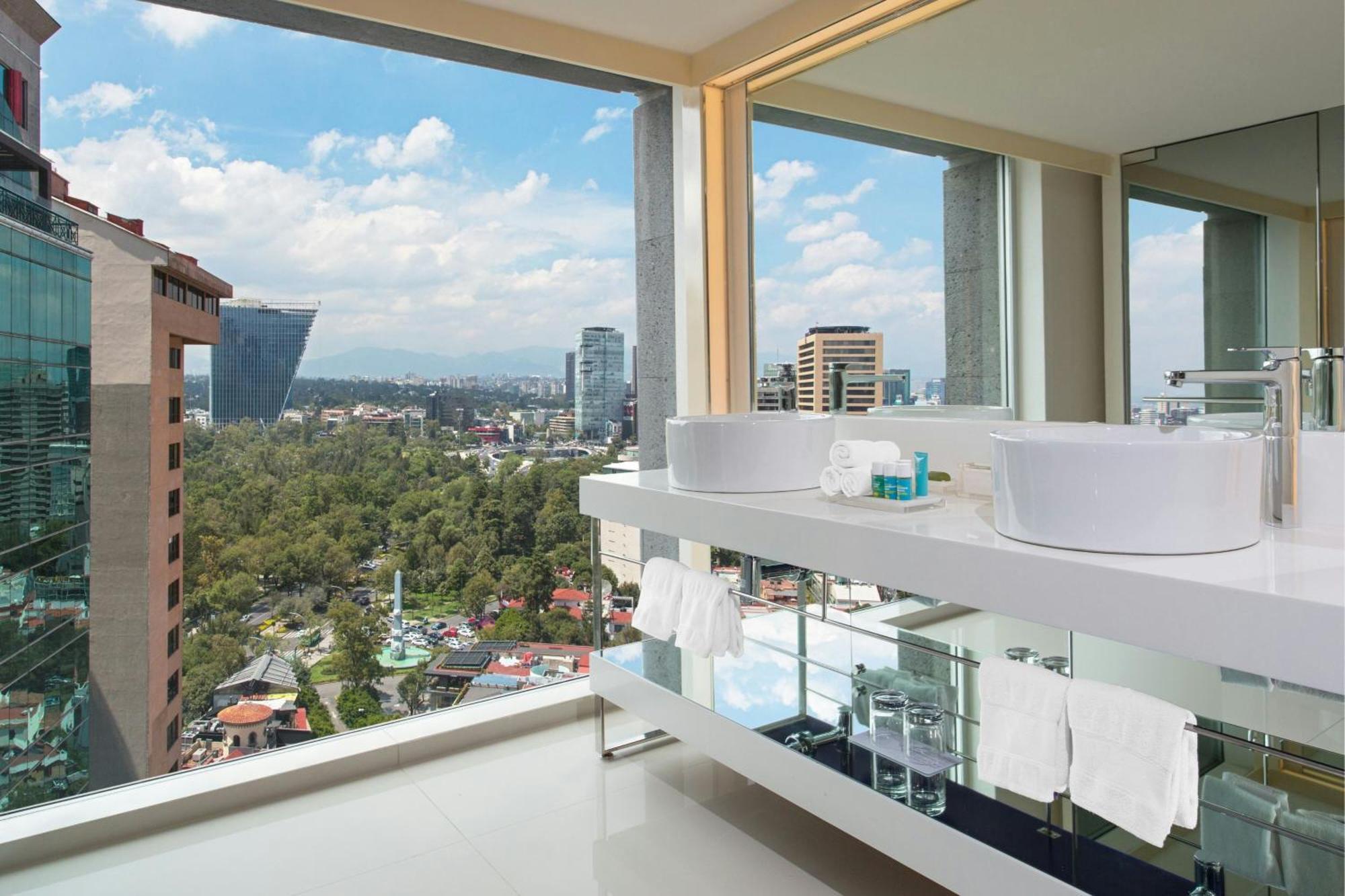 Superior King Room with City View,1665400218:JPEG